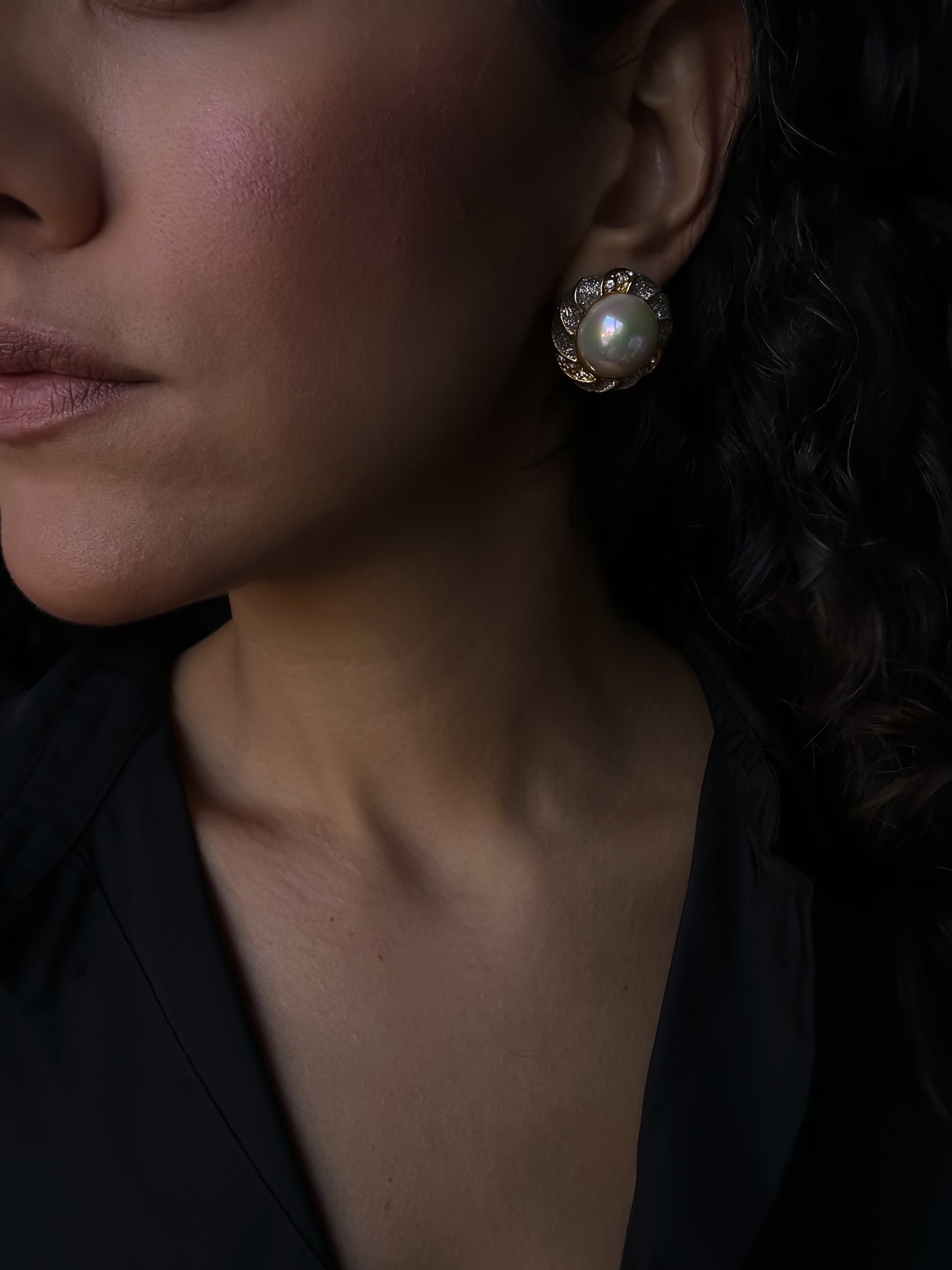Golden Pearl Bloom Earrings|Vintage Baazaar 