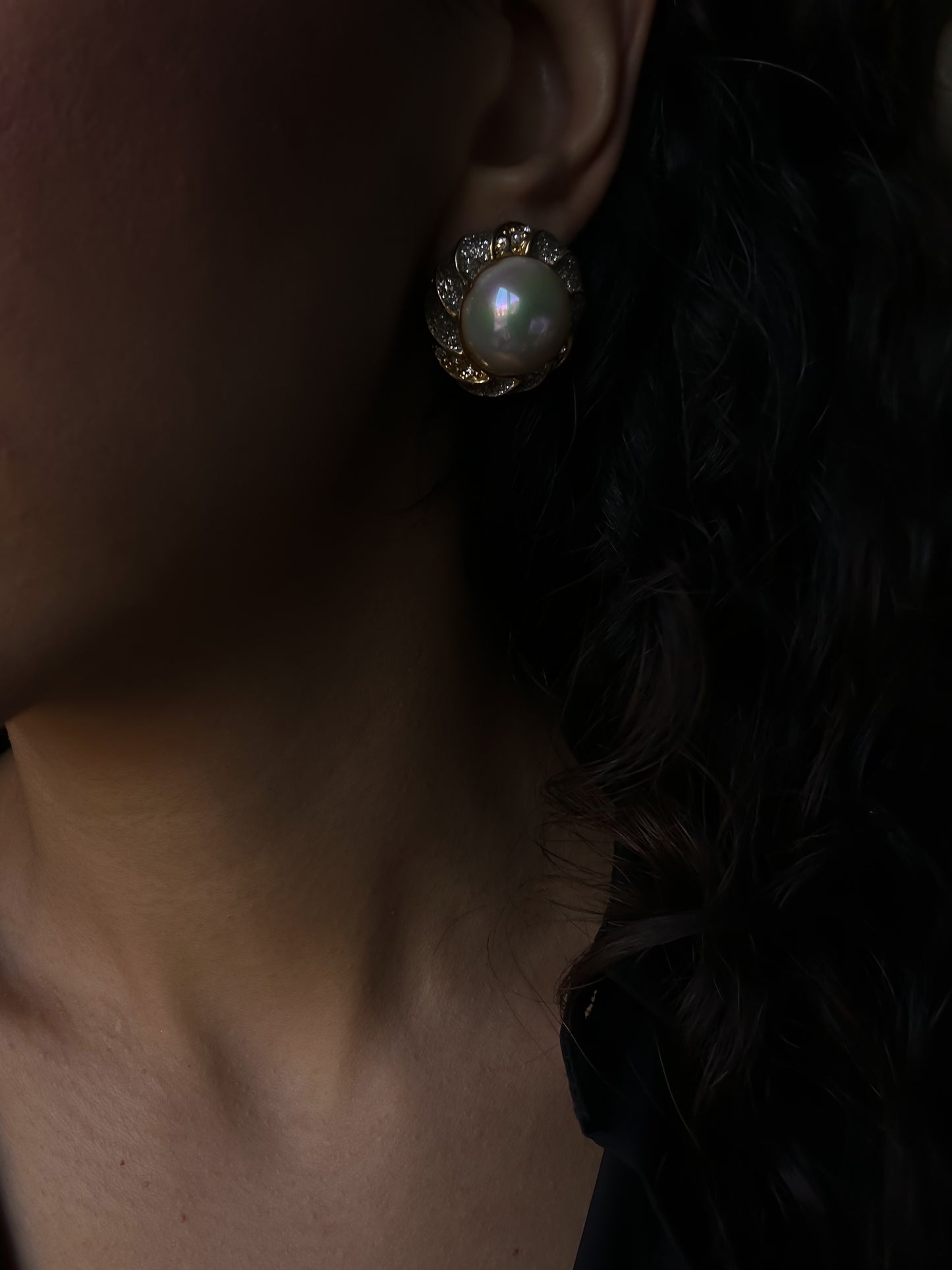 Golden Pearl Bloom Earrings|Vintage Baazaar 