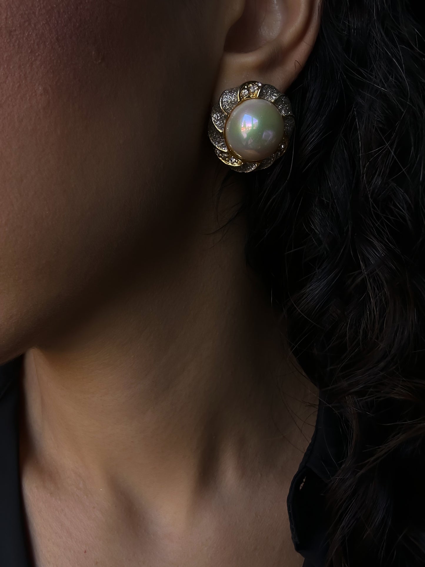 Golden Pearl Bloom Earrings|Vintage Baazaar 