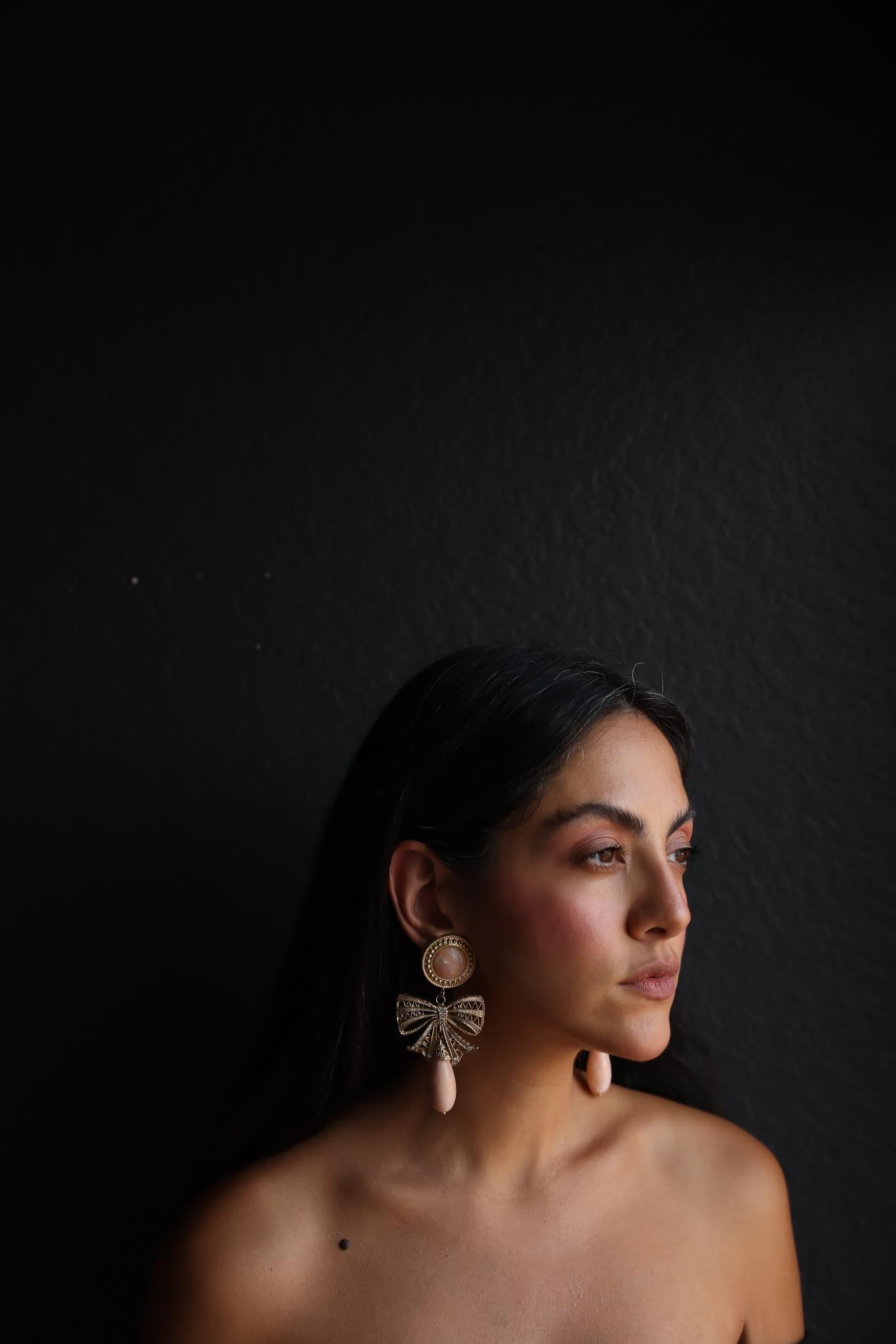 Peach-Toned Bow Clip-On Earrings|Vintage Baazaar 