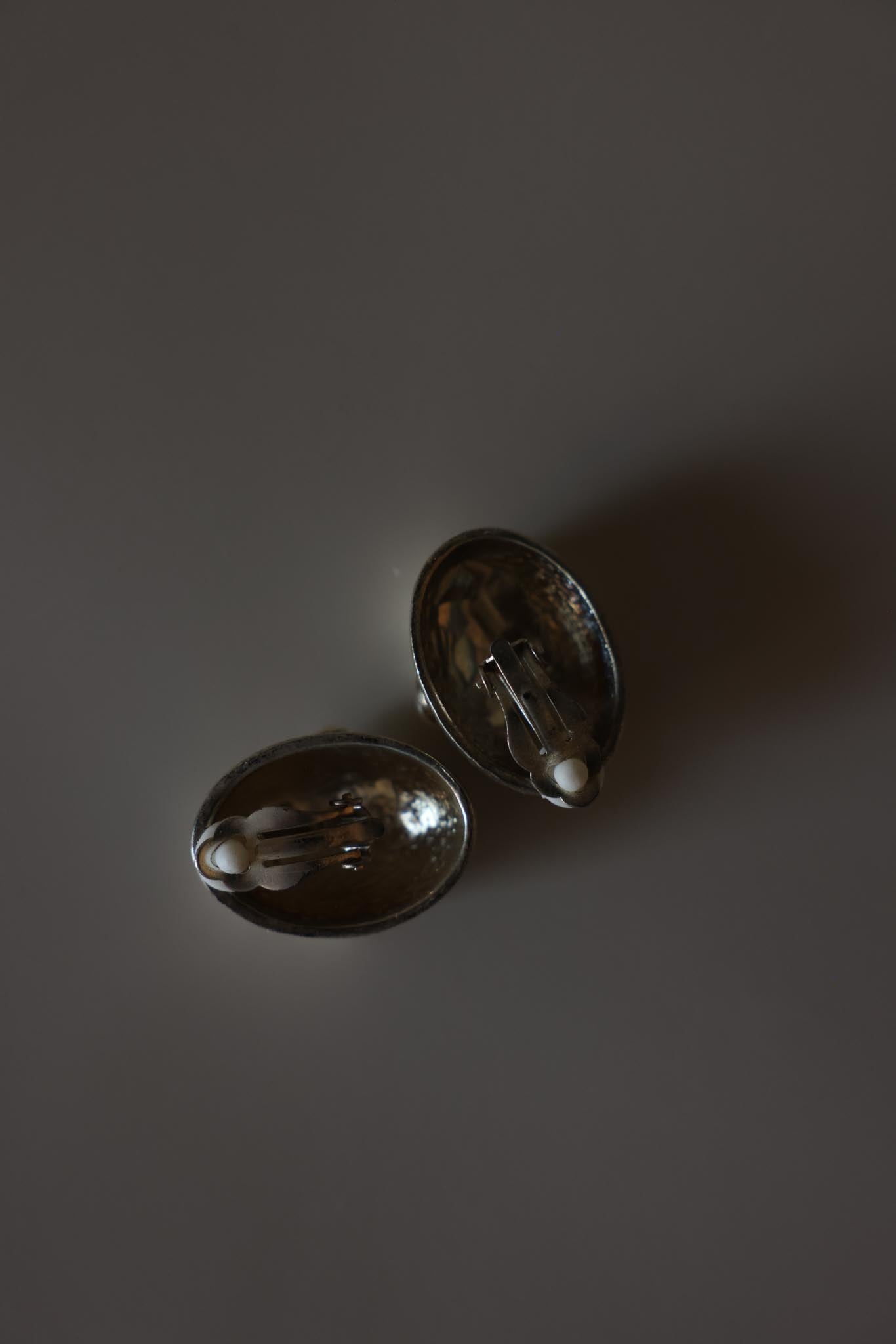 Silvertone Faux Pearl Oval Clip-On Earrings|Vintage Baazaar 
