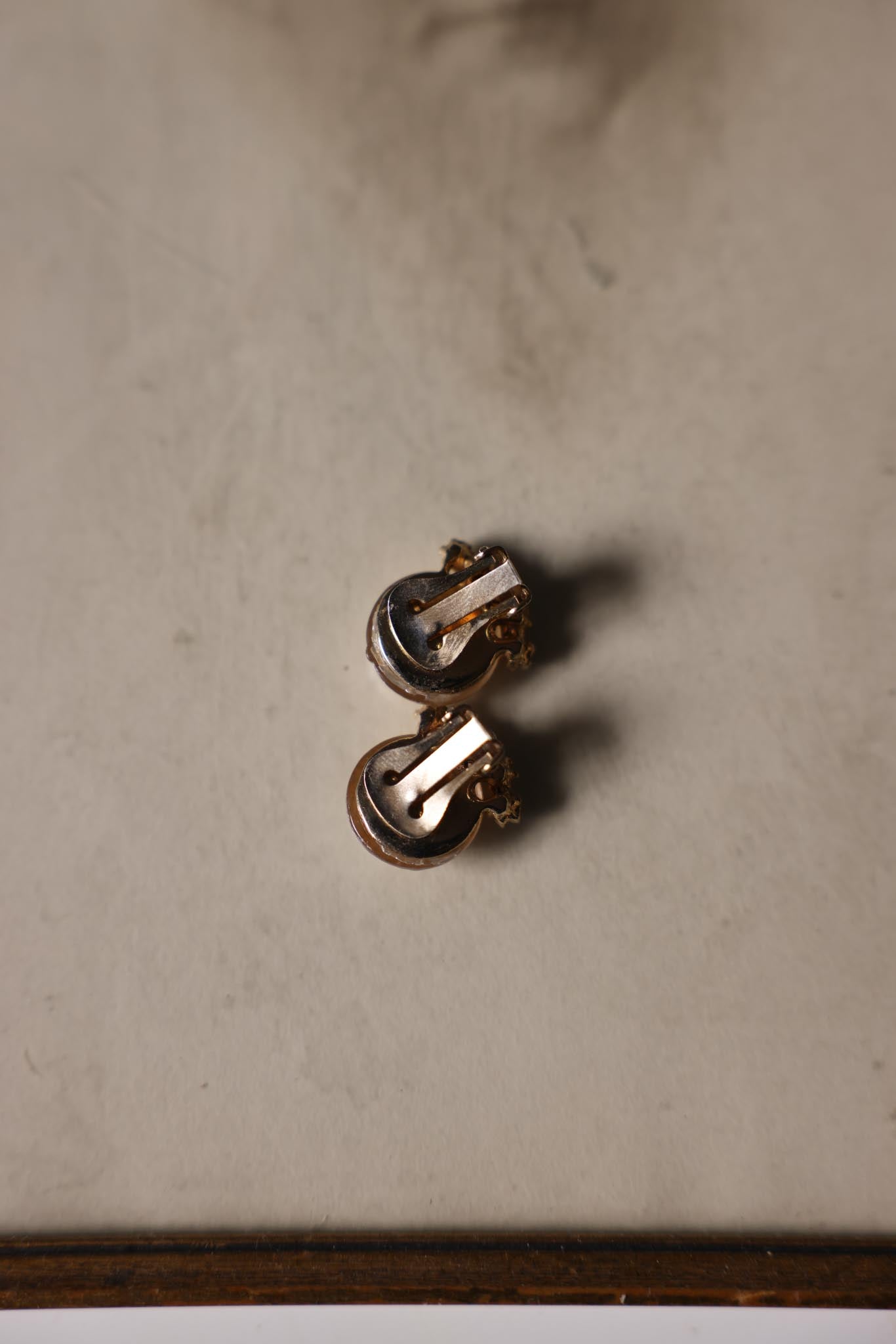 Pearl Radiance Clip-On Earrings|Vintage Baazaar 