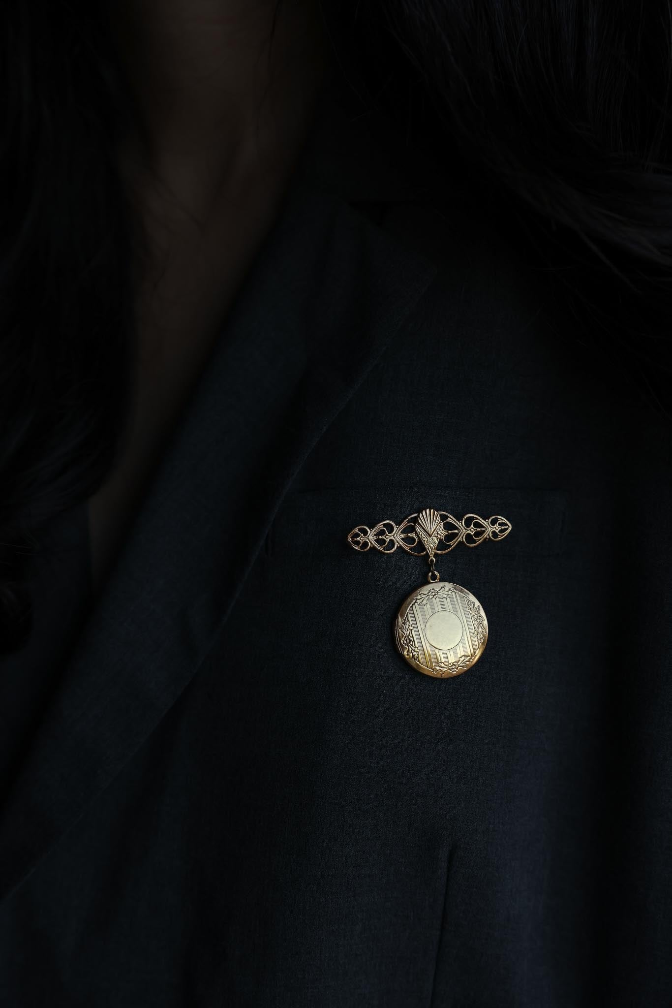 Gold Locket Brooch with Filigree Detail