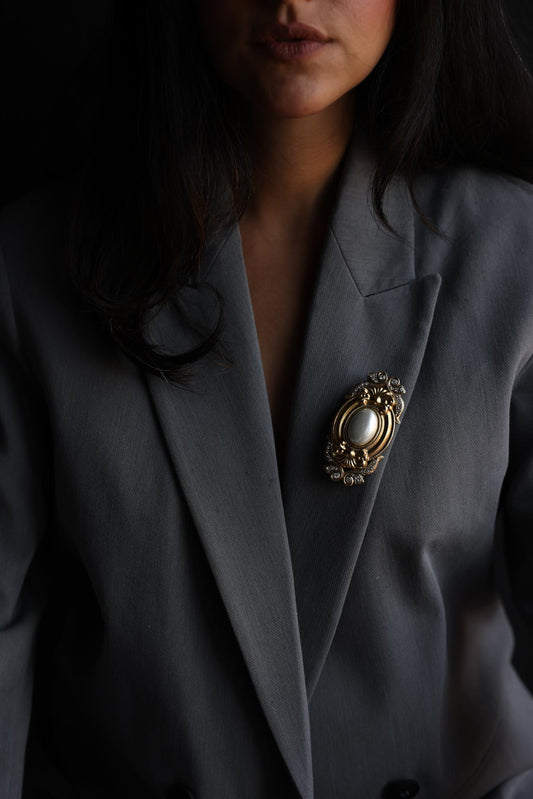 Gold-Toned Faux Pearl Brooch with Rhinestones|Vintage Baazaar 