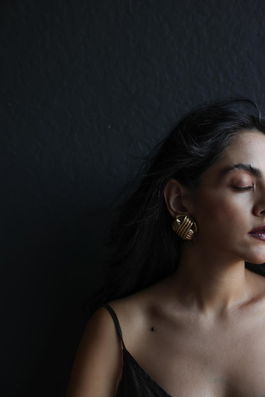 Ribbed Dome Pierced Earrings