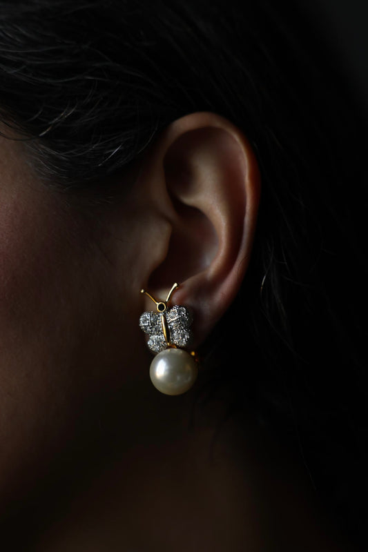 Butterfly Faux Pearl Rhinestone Clip-On Earrings|Vintage Baazaar 