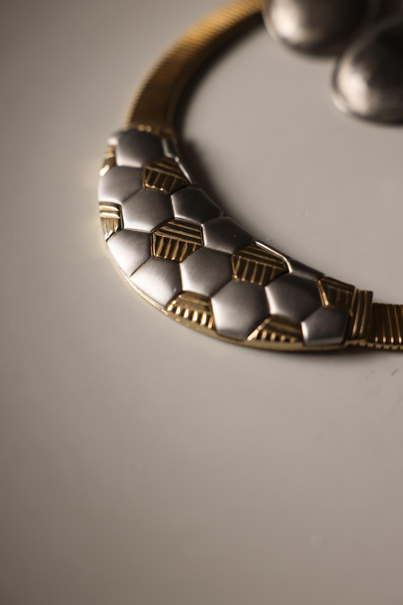 Mixed Metal Honeycomb Collar Necklace and Hammered Silver Earrings Set|Vintage Baazaar 