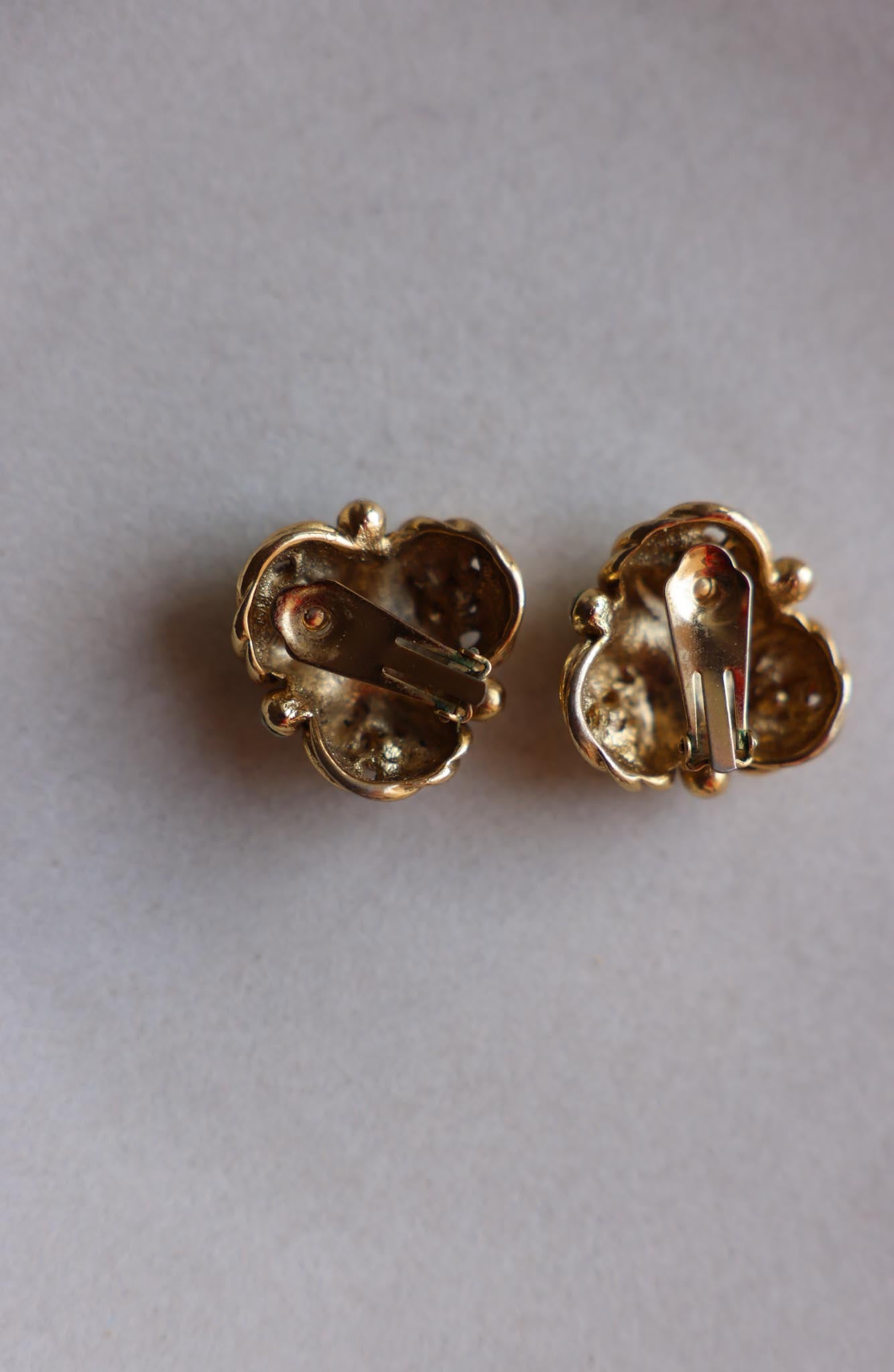 Golden Knot Clip-On Earrings with Rhinestone Accents|Vintage Baazaar 