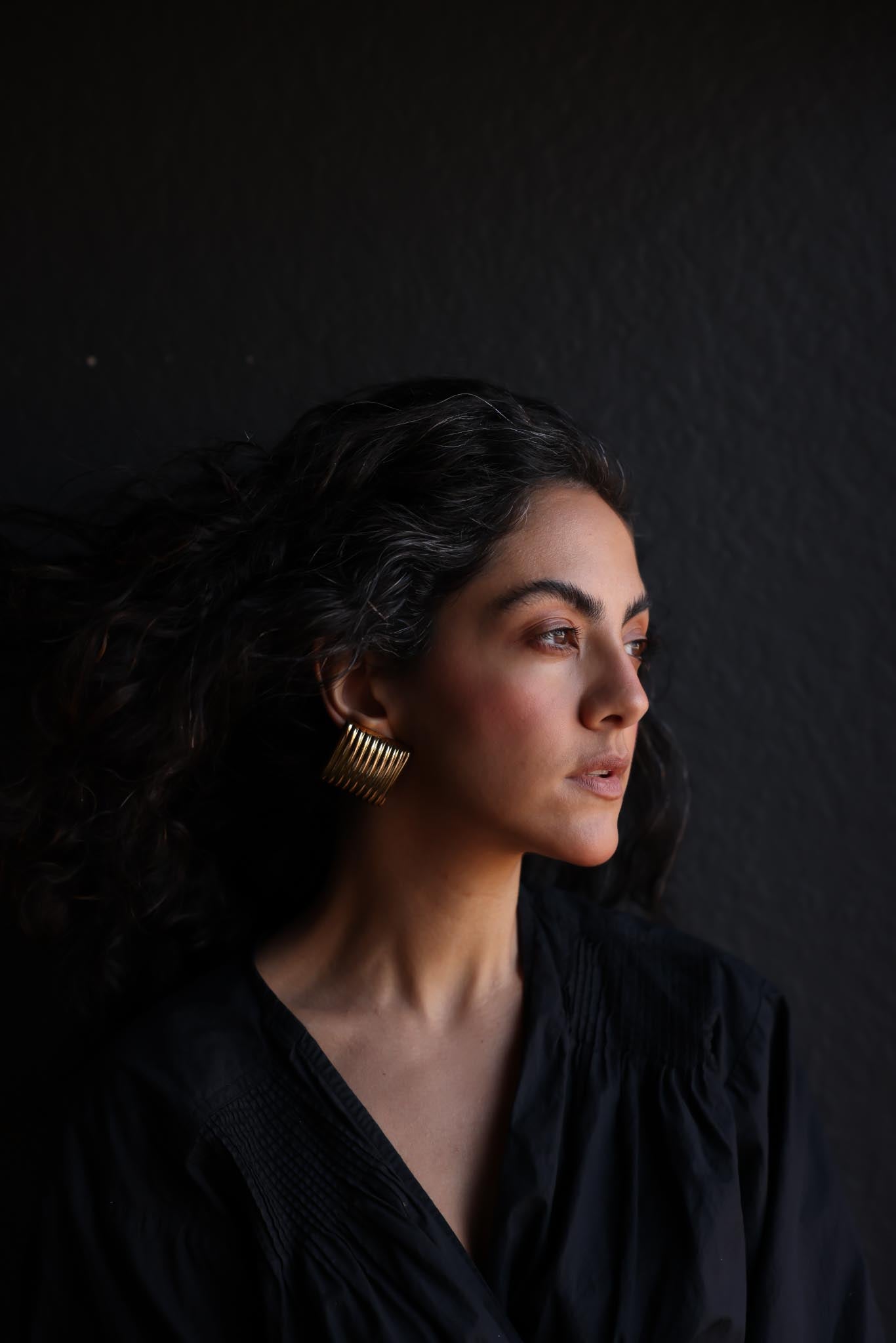 Bold Ribbed Square Earrings|Vintage Baazaar 