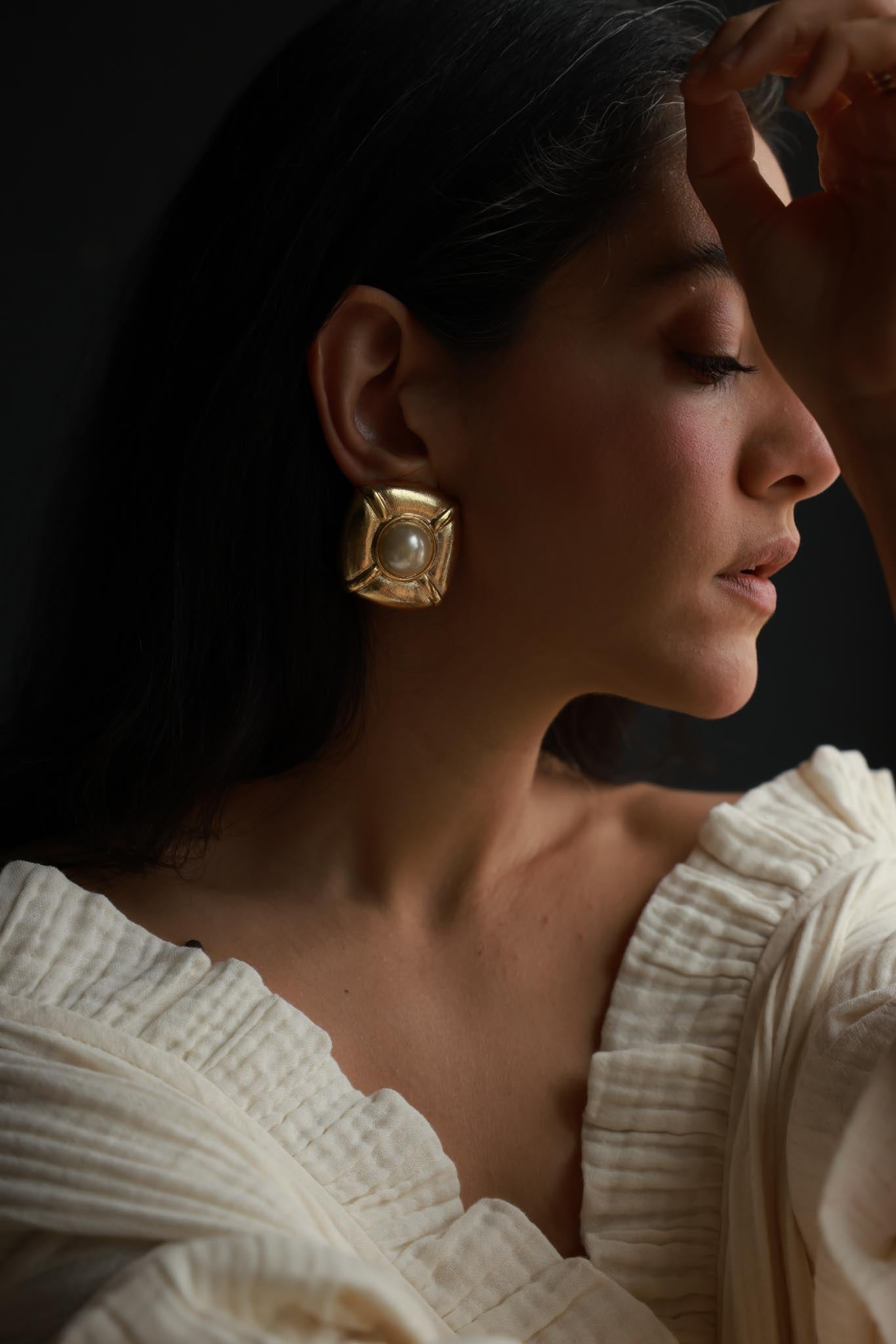 Oversized Gold-Plated Faux Pearl Clip-On Earrings|Vintage Baazaar 