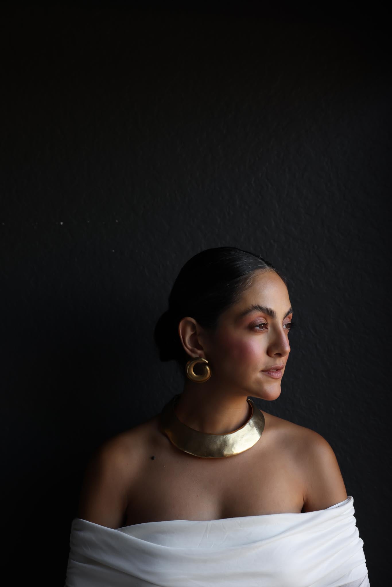 Matte Gold Sculptural Earrings|Vintage Baazaar 