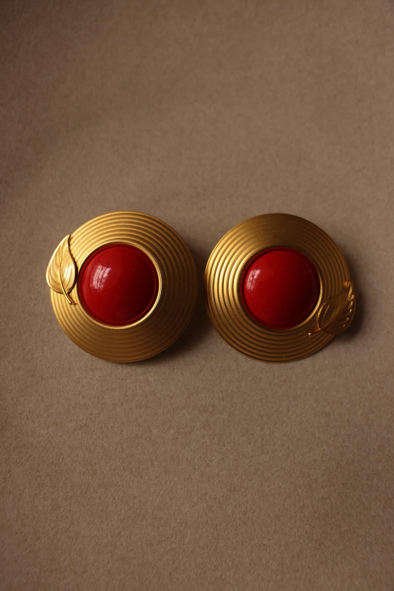 Red Leaf Clip-On Earrings|Vintage Baazaar 