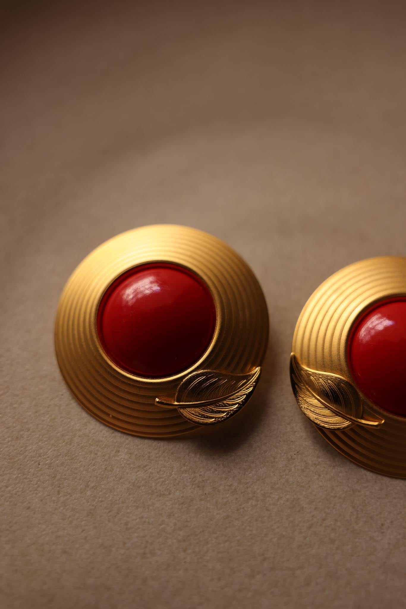Red Leaf Clip-On Earrings|Vintage Baazaar 