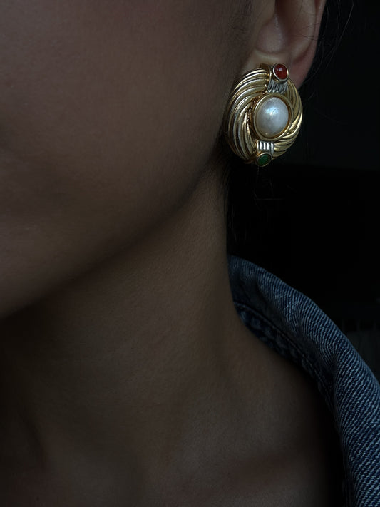Regal Pearl Gen Earrings|Vintage Baazaar 