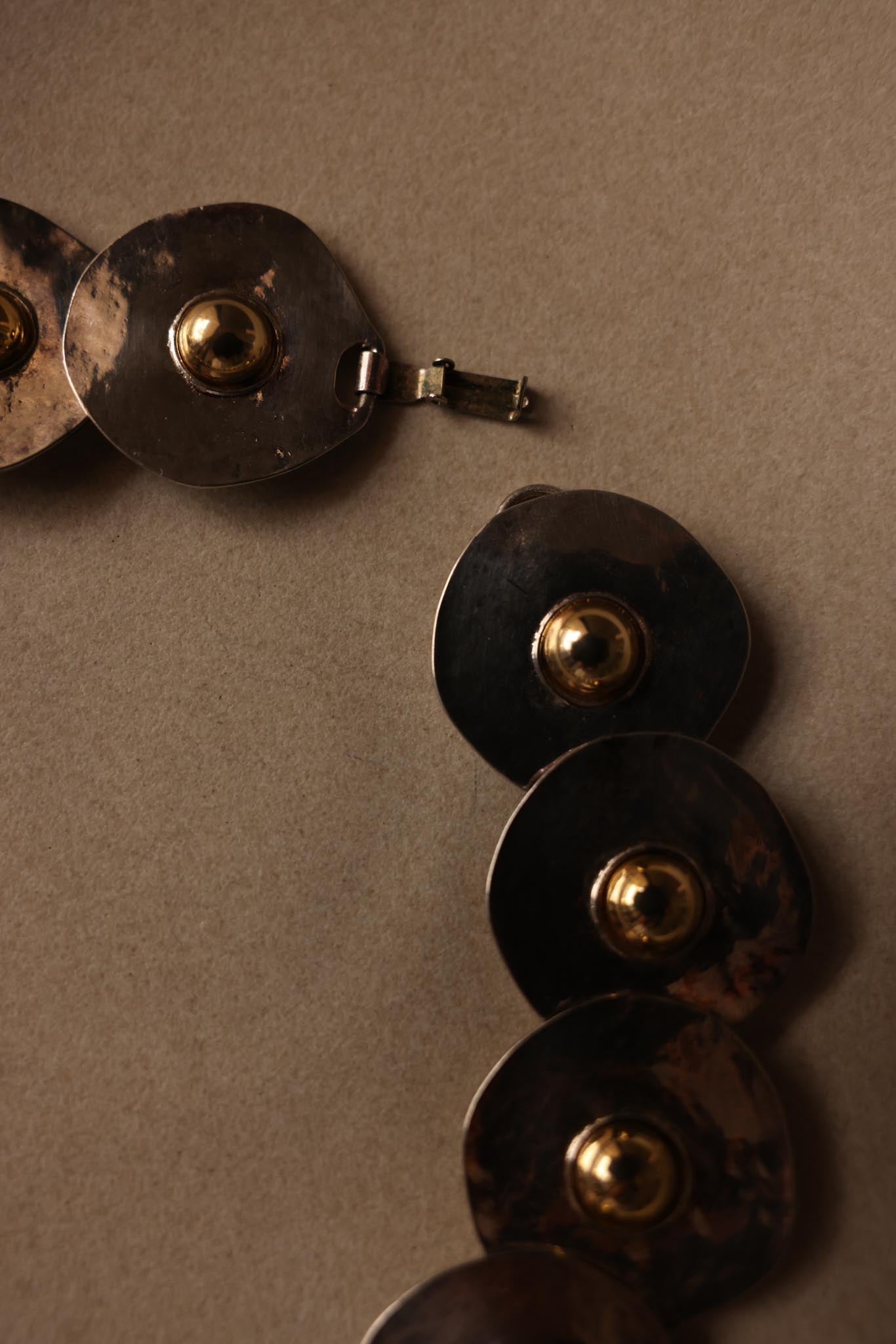 Two-Tone Hammered Disc Statement Collar Necklace|Vintage Baazaar 