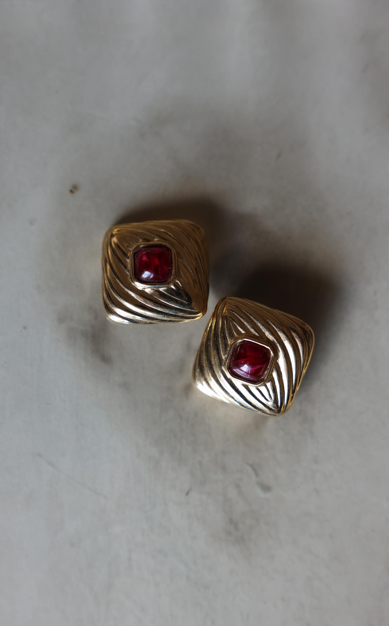 Burgundy Radiance Clip-On Earrings|Vintage Baazaar 