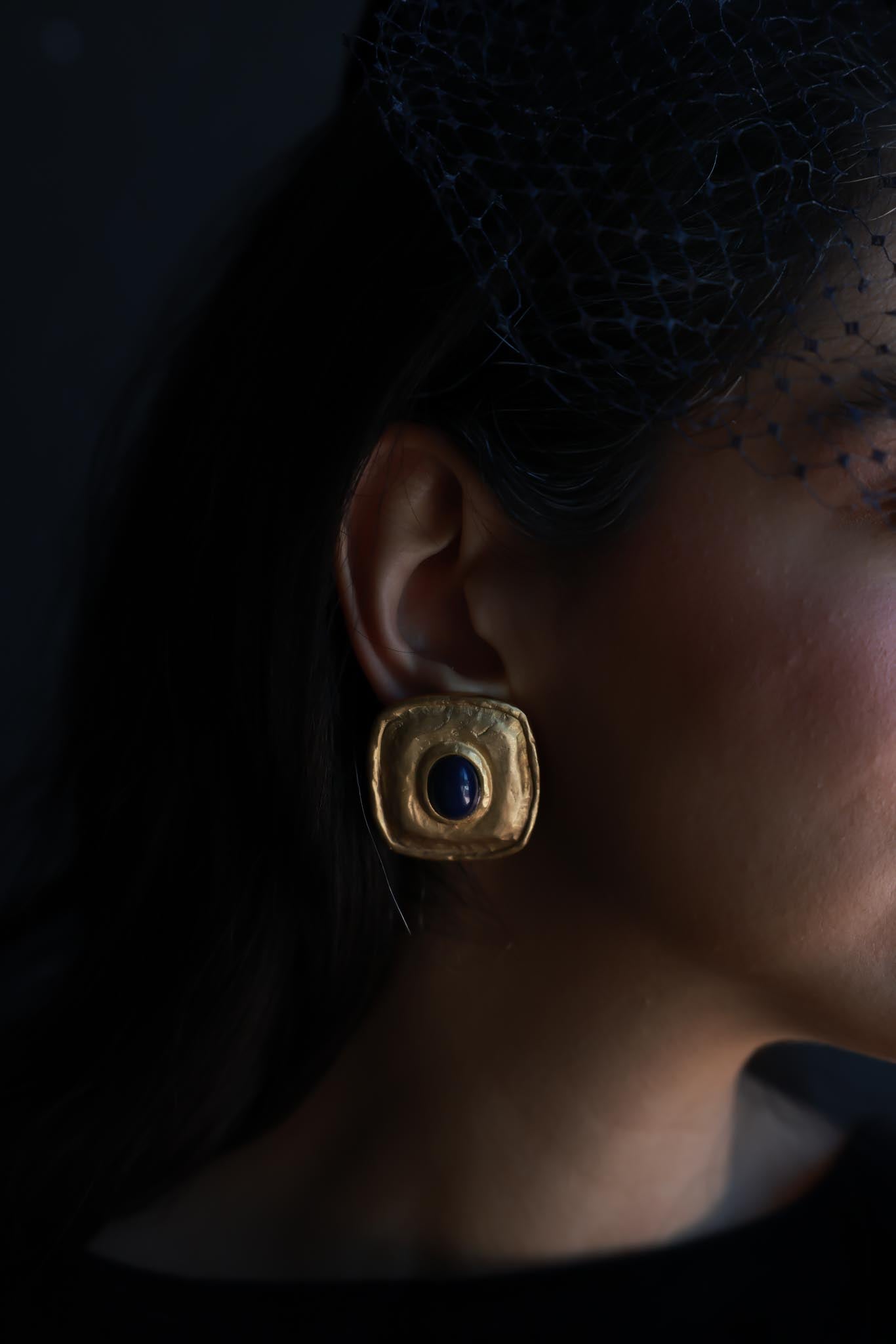 1980s Gold Filled Textured Square Clip-On Earrings with Navy Blue Centers|Vintage Baazaar 