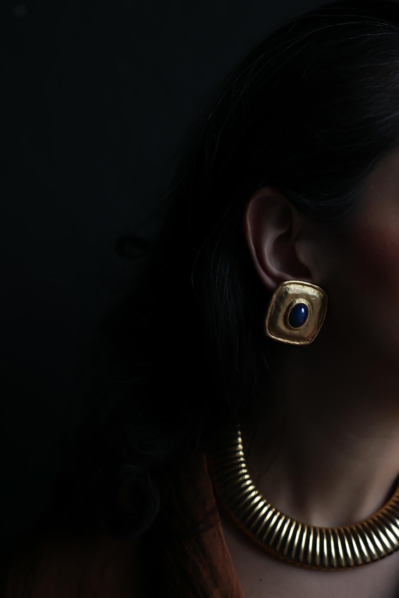 1980s Gold Filled Textured Square Clip-On Earrings with Navy Blue Centers|Vintage Baazaar 