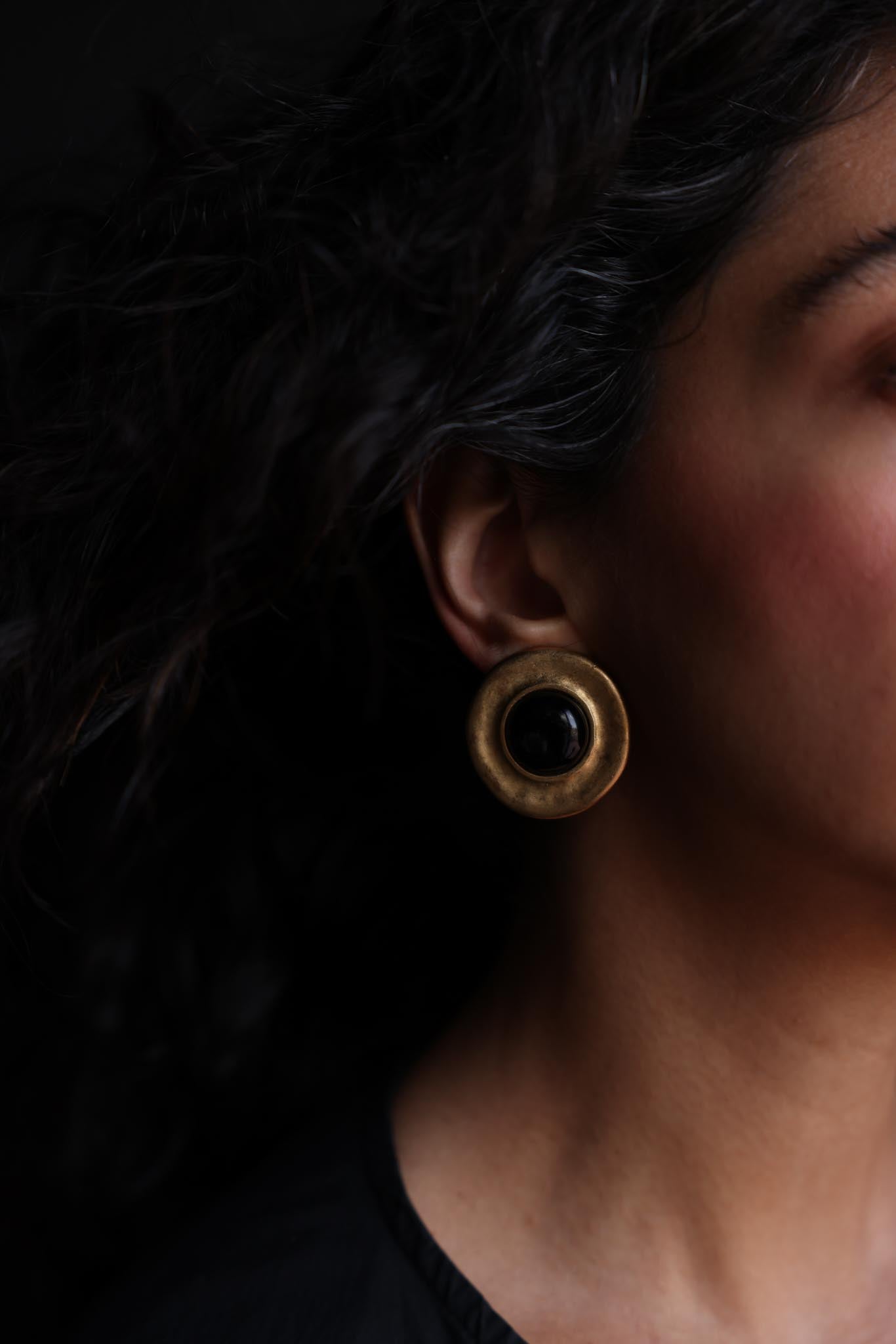 Erwin Pearl Matte Gold Clip-On Earrings with Black Center|Vintage Baazaar 