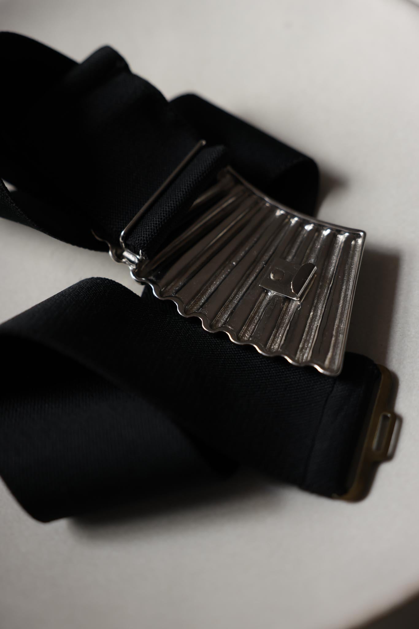 Silver Tone Fan Buckle Stretch Belt|Vintage Baazaar 