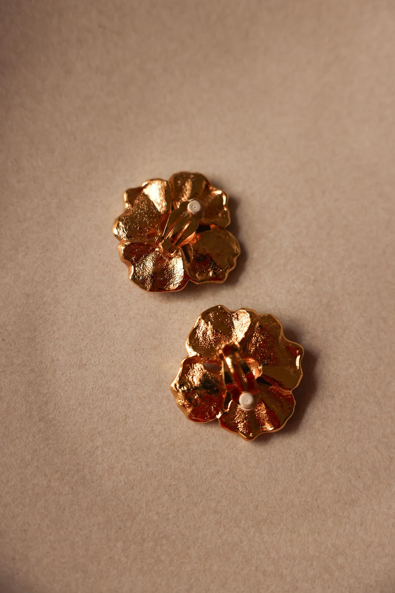 Blossom Blush Clip-On Earrings|Vintage Baazaar 