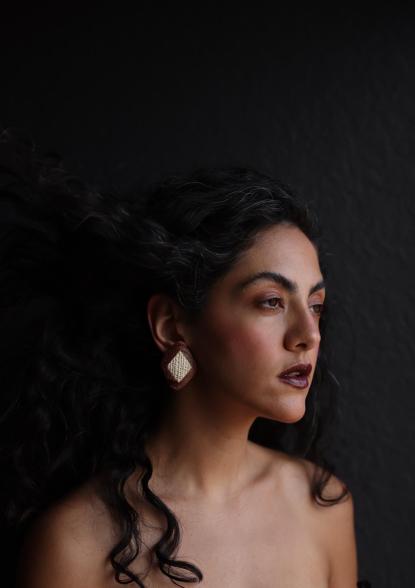 Woven Diamond Clip-On Earrings|Vintage Baazaar 