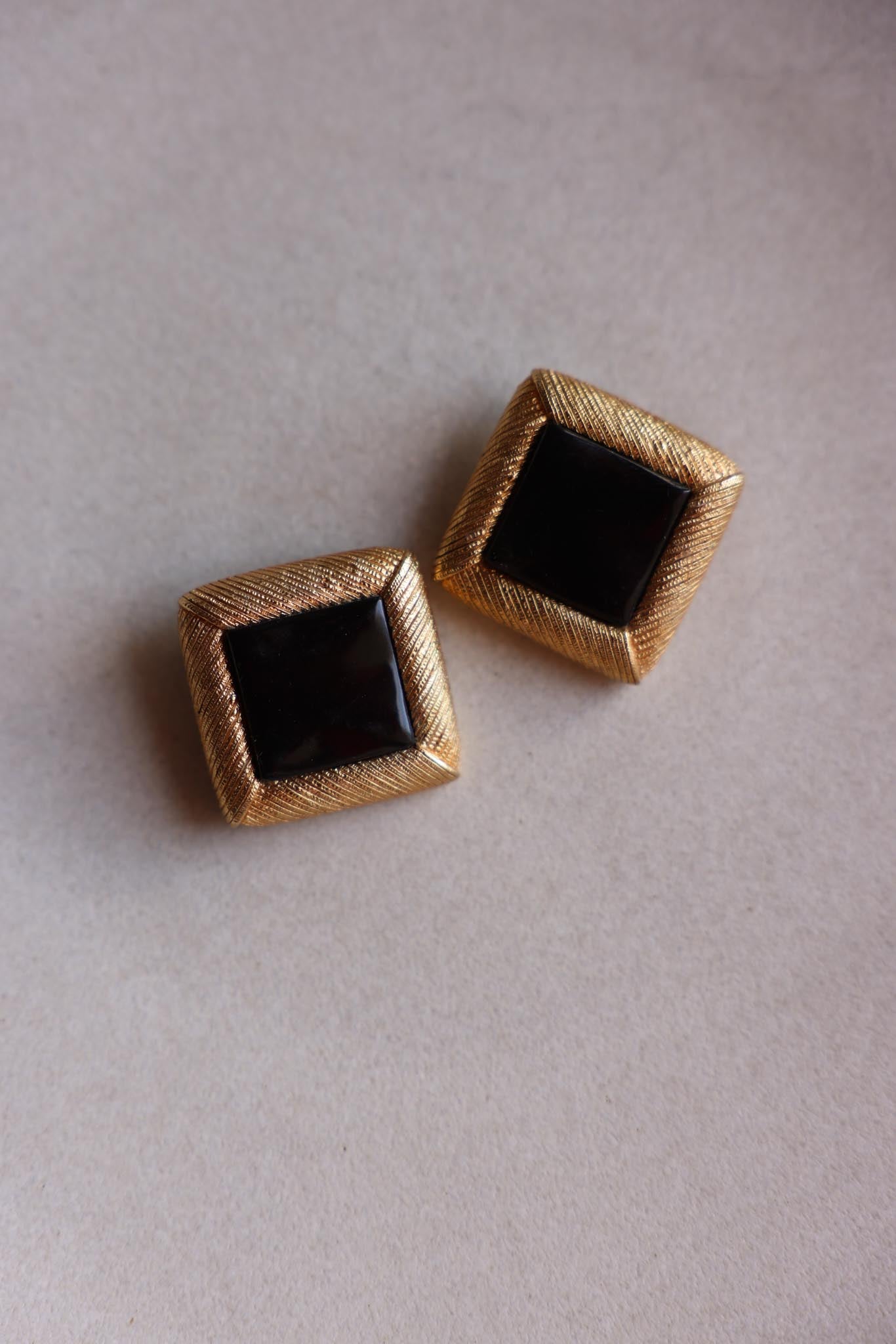 Les Bernard Square Clip-On Earrings - Gold Tone with Black Cabochon|Vintage Baazaar 