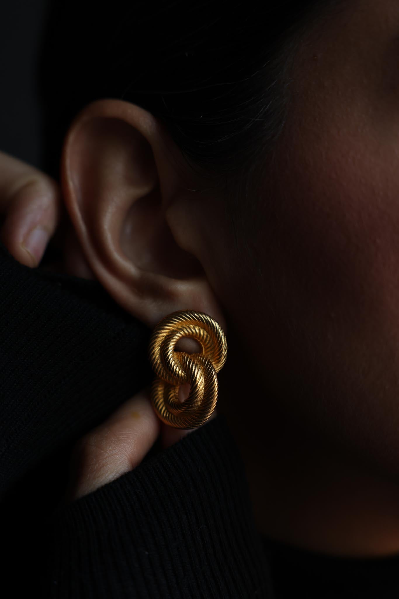 Golden Rope Knot Earrings|Vintage Baazaar 