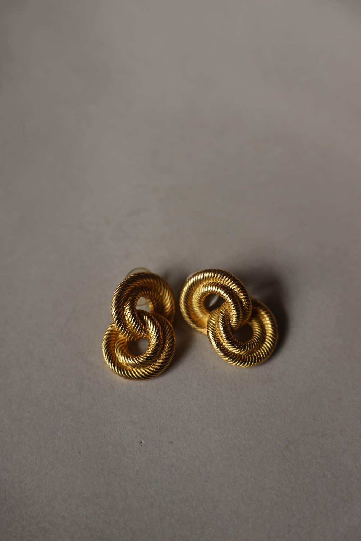 Golden Rope Knot Earrings|Vintage Baazaar 