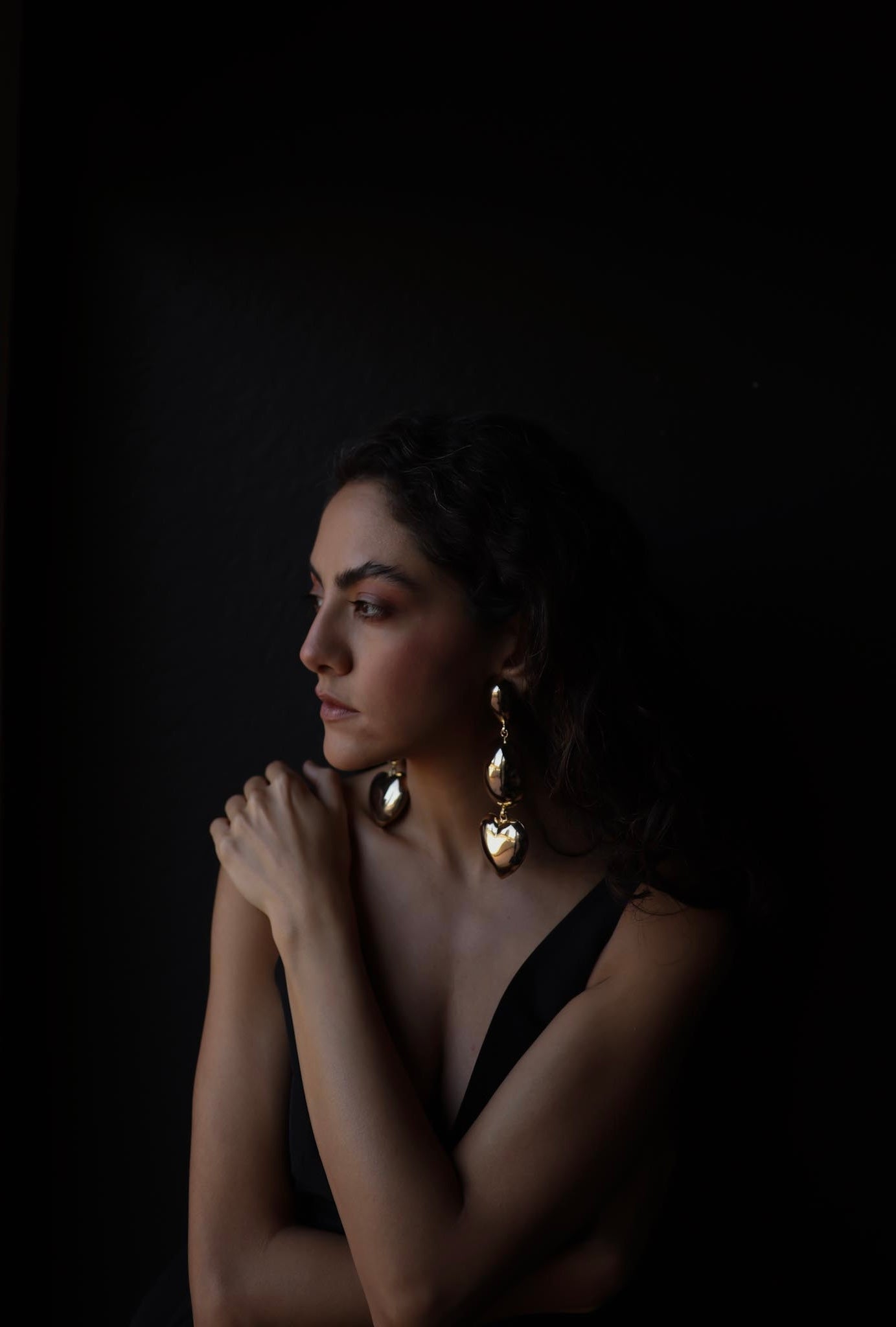 Golden Heart Statement Earrings|Vintage Baazaar 