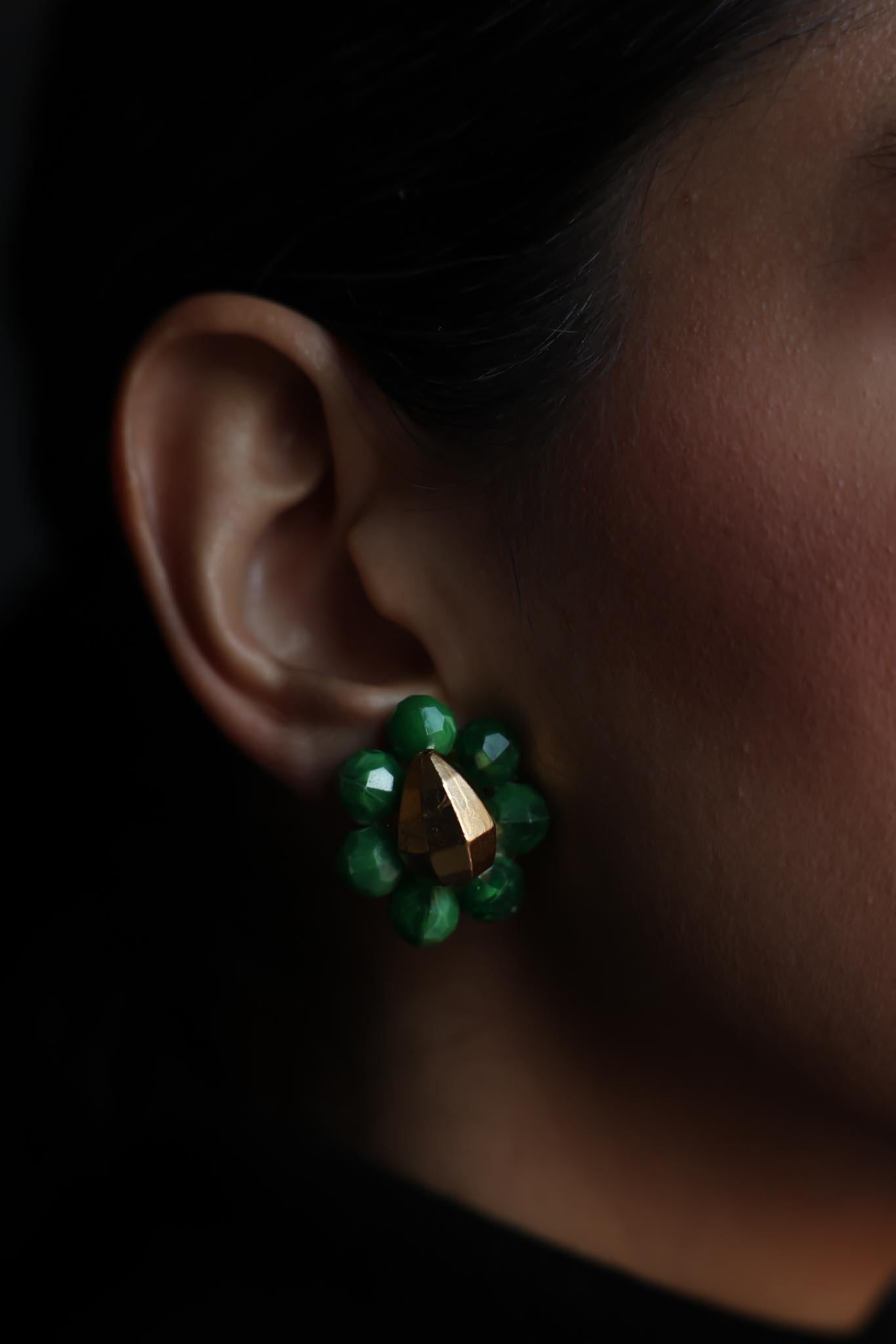 Emerald Bloom Clip-On Earrings|Vintage Baazaar 