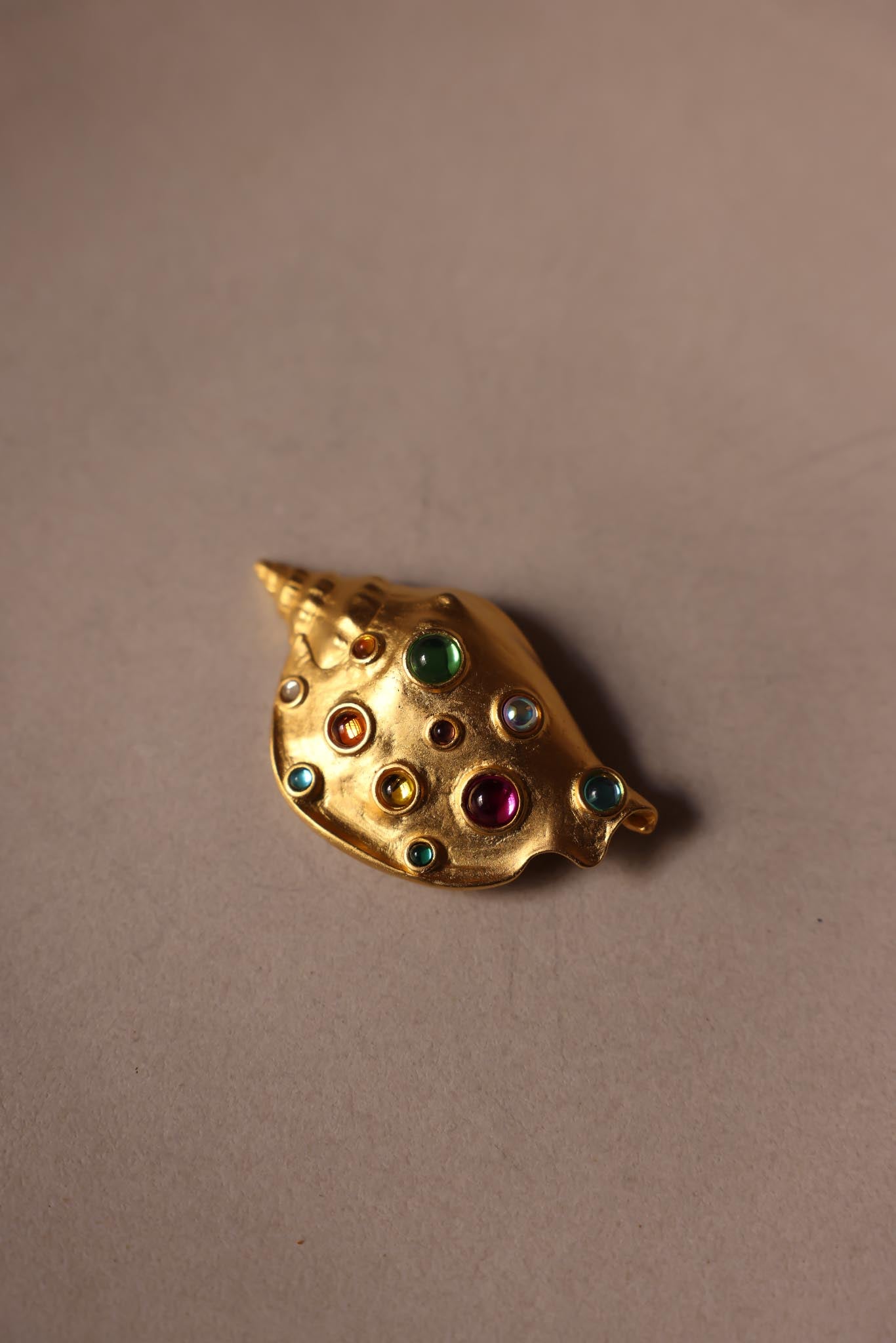 JJ Park Lane Matte Gold Shell Brooch with Multicolor Cabochons