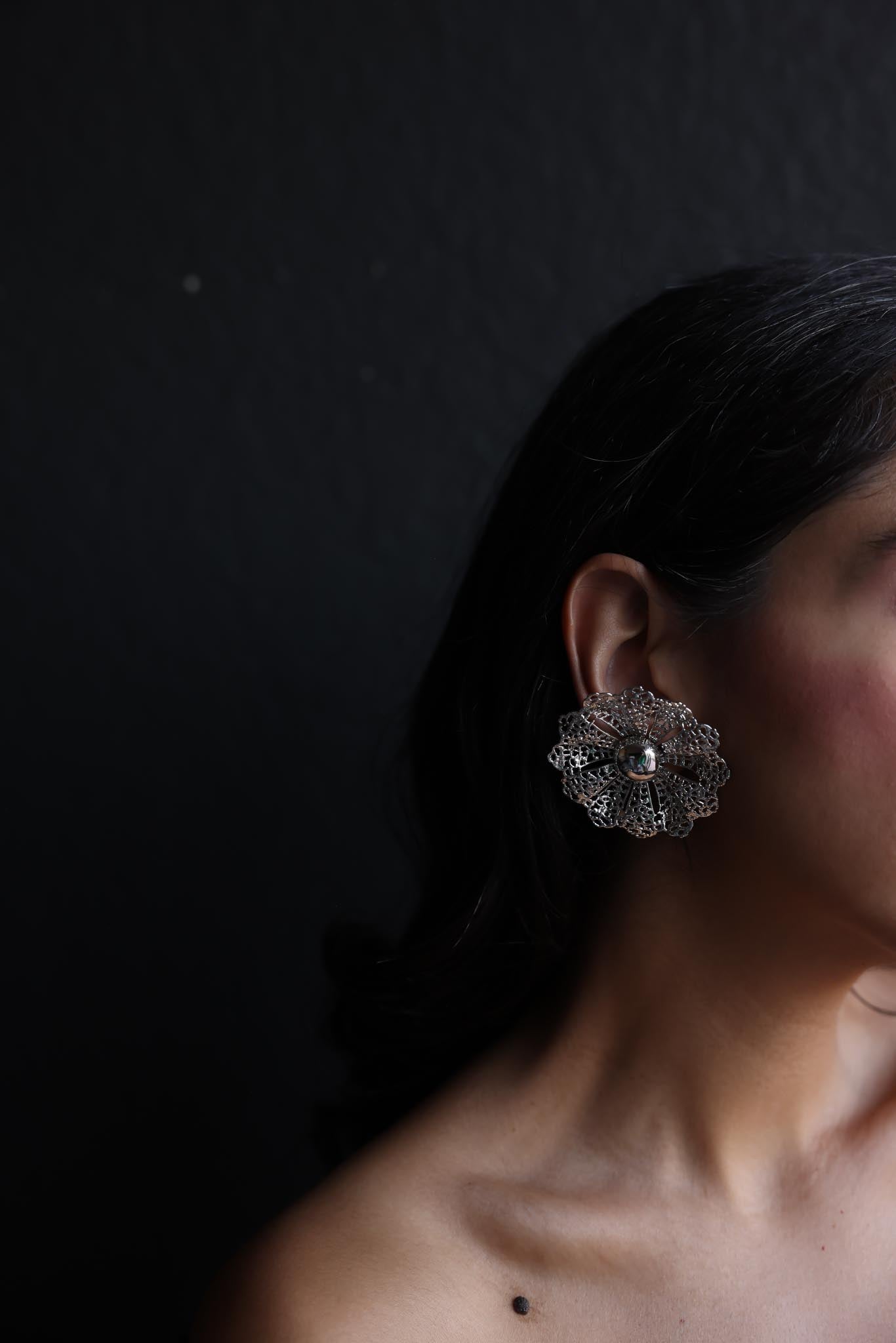 Sarah Cov Silver Filigree Flower Clip-On Earrings