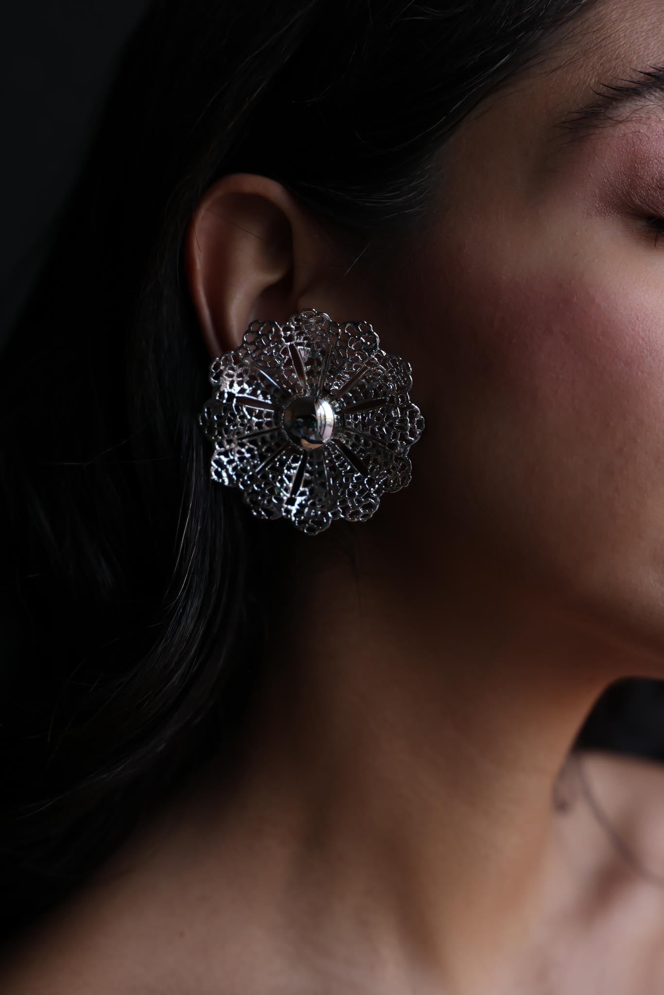 Sarah Cov Silver Filigree Flower Clip-On Earrings