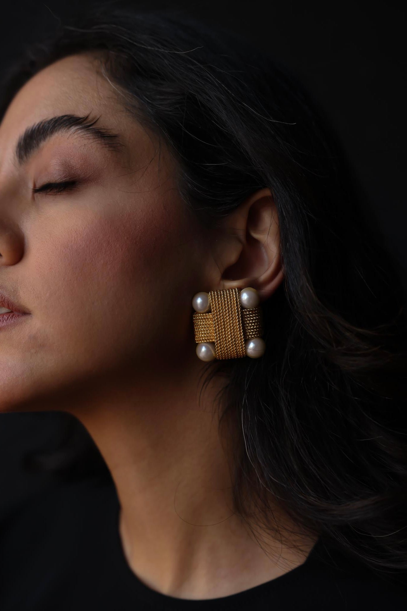 Les Bernard Gold-Tone and Pearl Clip-On Earrings|Vintage Baazaar 