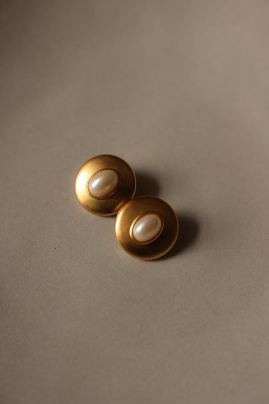 Matte Gold Clip-On Earrings with Faux Pearl Center|Vintage Baazaar 