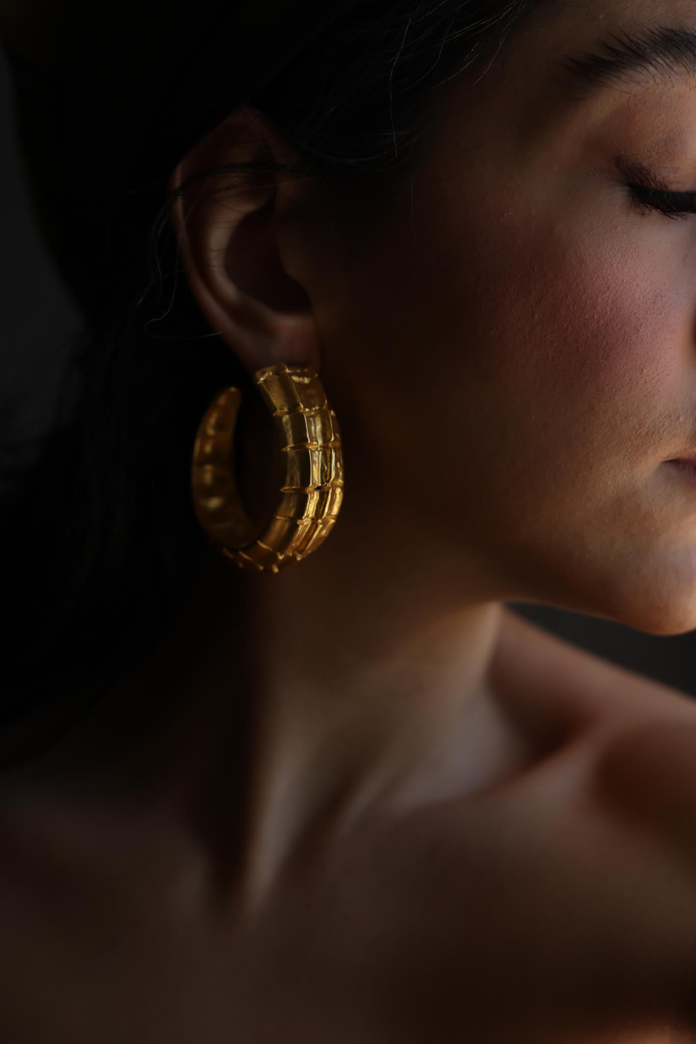 Matte Gold Chunky Hoop Pierced Earrings|Vintage Baazaar 
