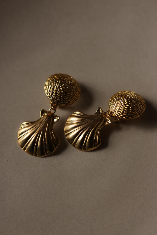 Gold Tone Shell Drop Clip-On Earrings