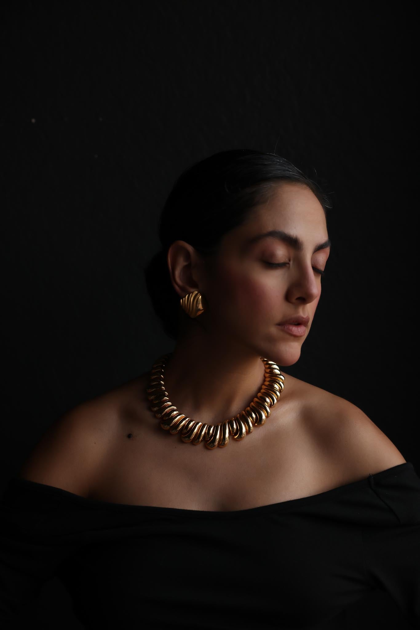 Gold-Tone Sculptural Coil Necklace (Unsigned Les Bernard, 1980s)