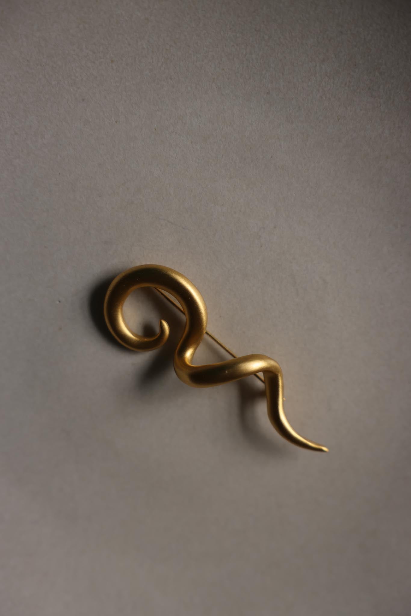 Golden Swirl Statement Brooch|Vintage Baazaar 