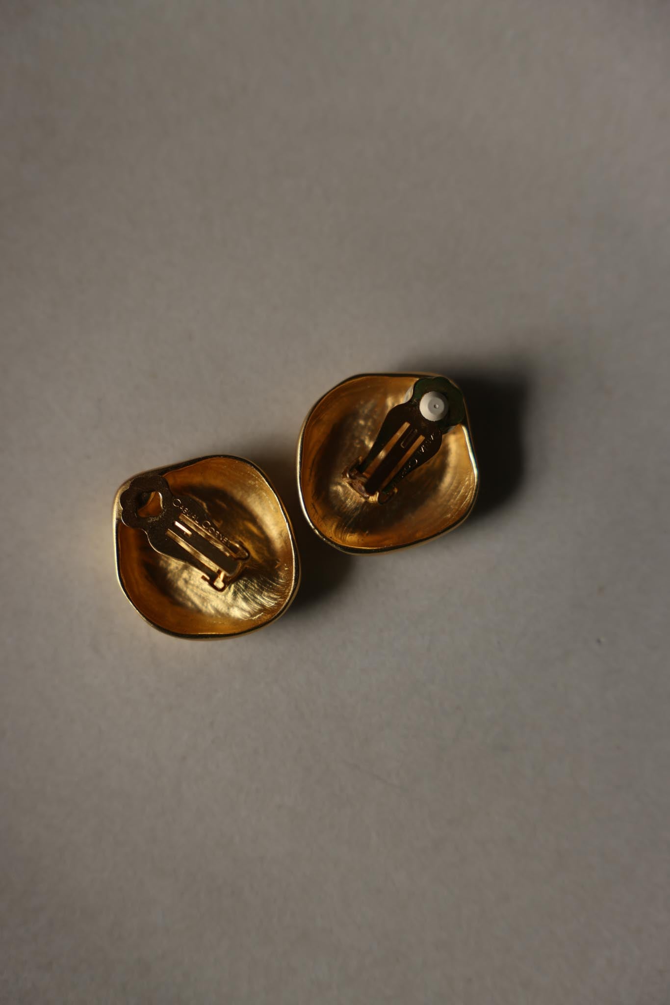 Golden Ripple Clip-On Earrings|Vintage Baazaar 