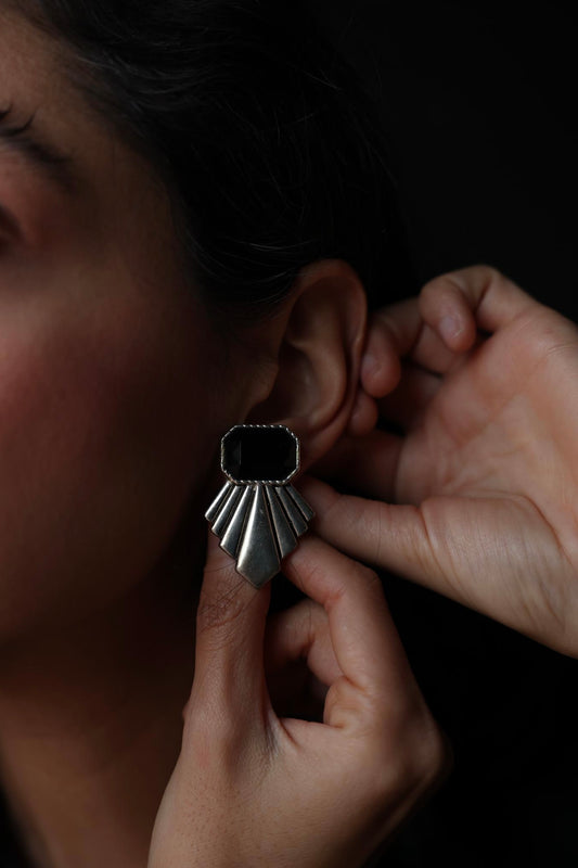 Clip-On Earrings|Vintage Baazaar 