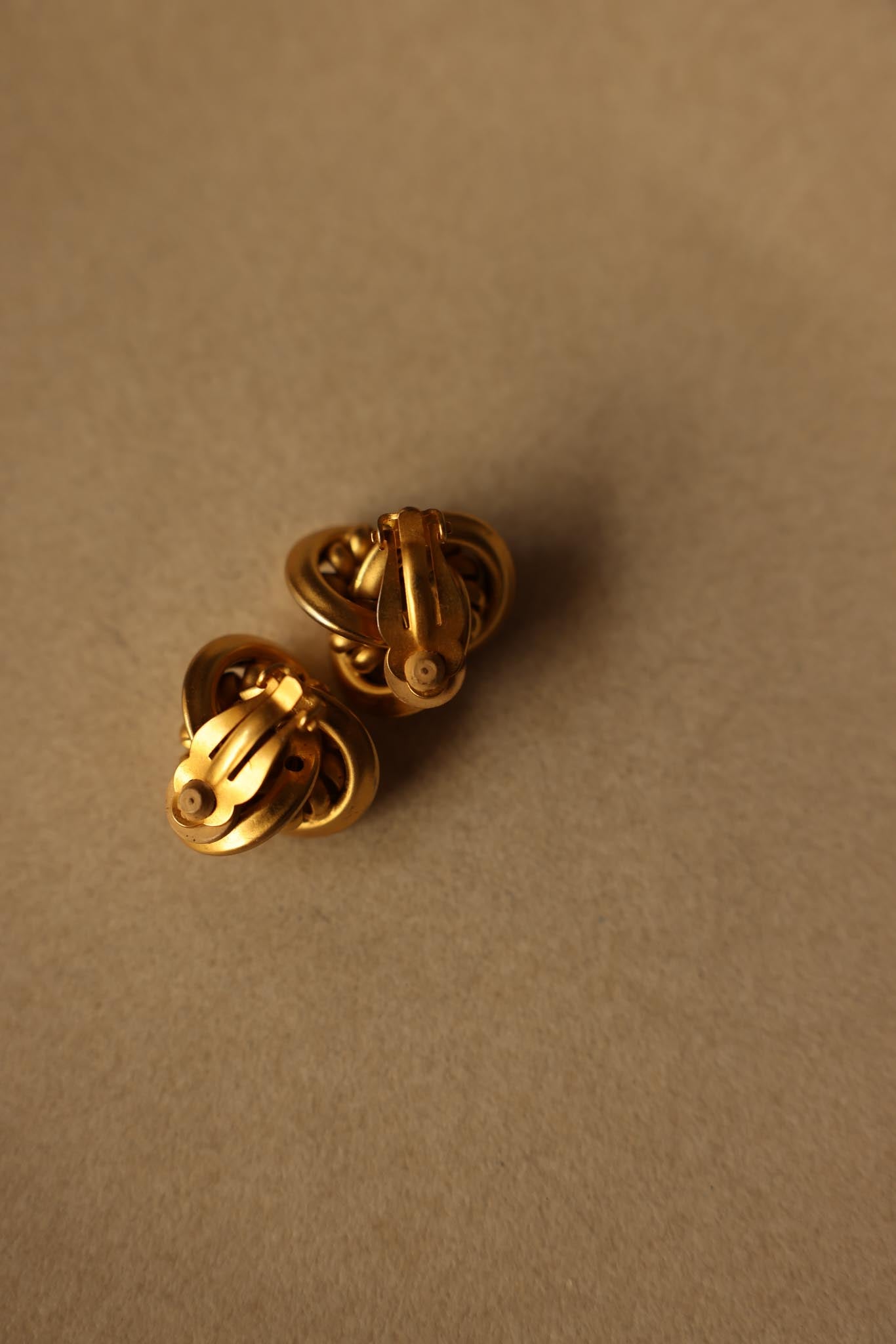 Matte Gold Knot Clip-On Earrings|Vintage Baazaar 