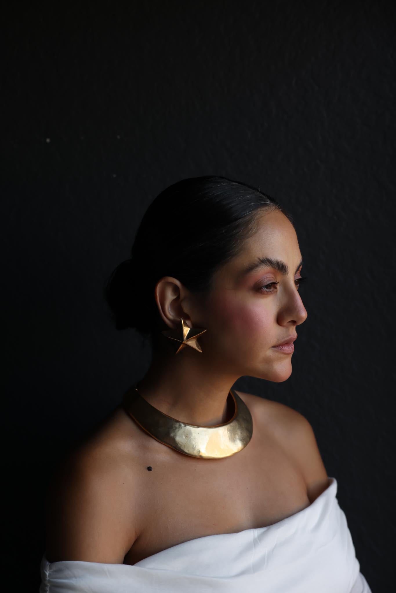 Starburst Gold-Toned Pierced Earrings|Vintage Baazaar 