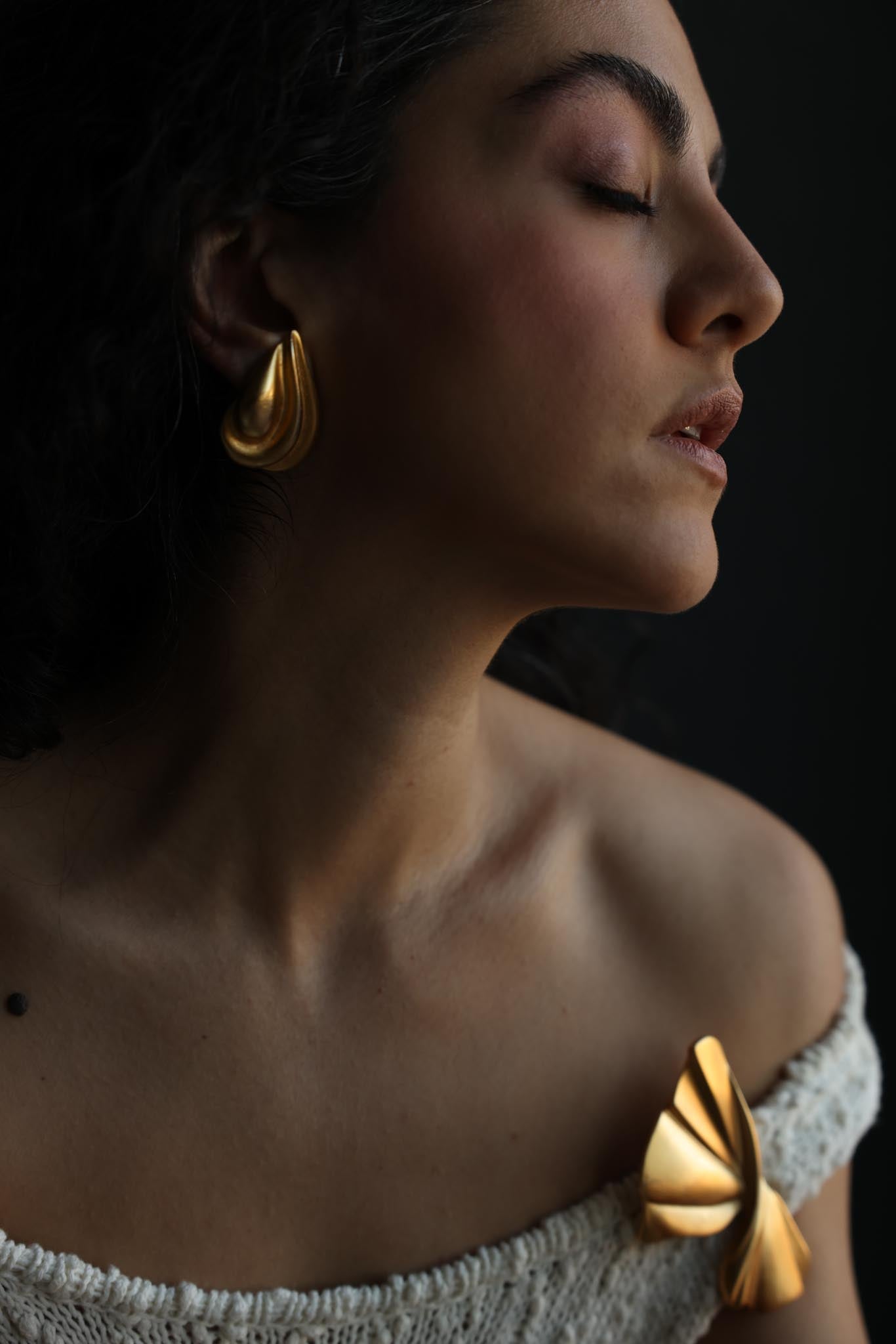Matte Gold-Tone Sculptural Bow Brooch