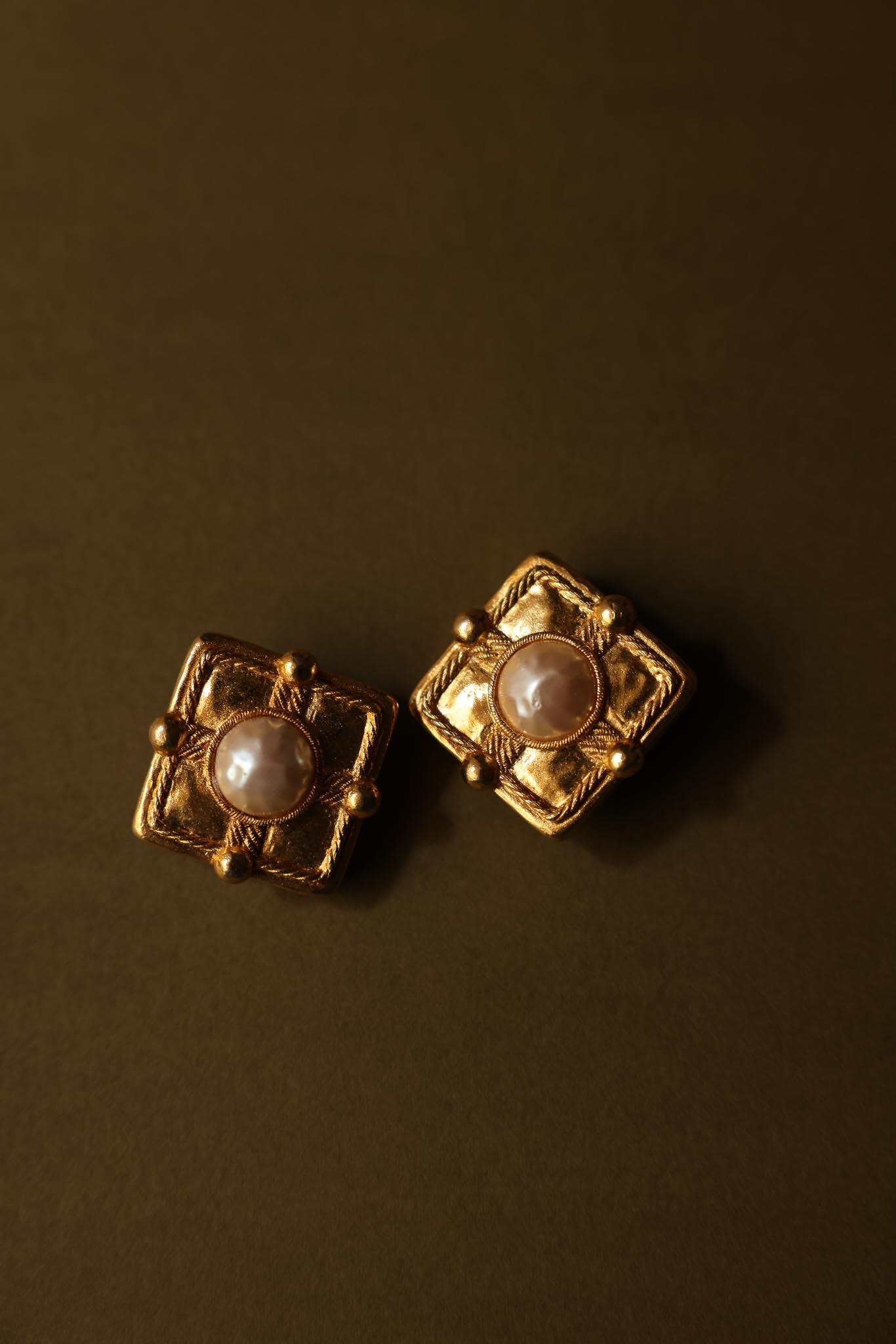 Carlisle Gold-Tone Clip-On Earrings with Faux Pearl Center|Vintage Baazaar 
