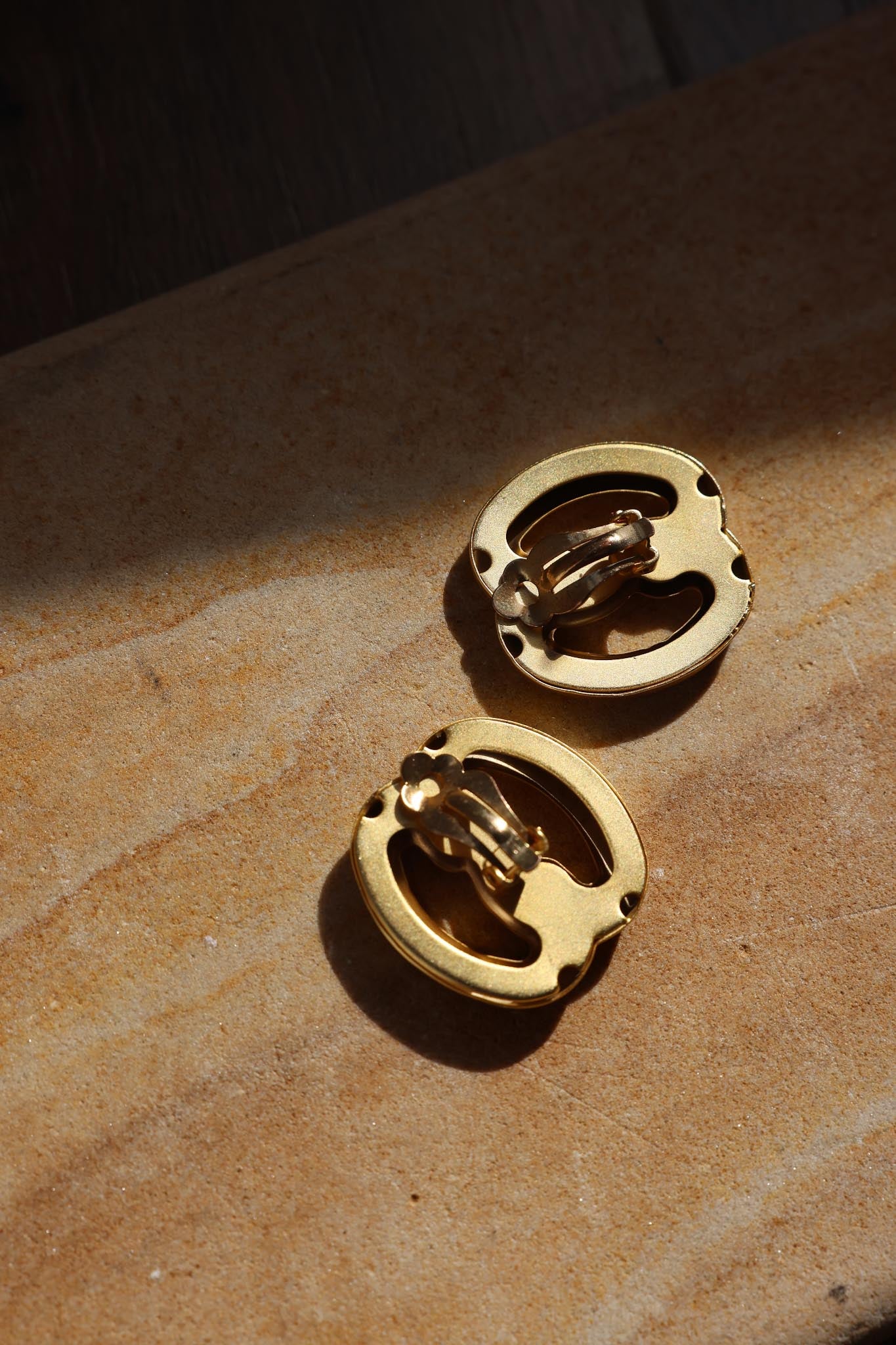 Matte Gold Link Loop Earrings|Vintage Baazaar 