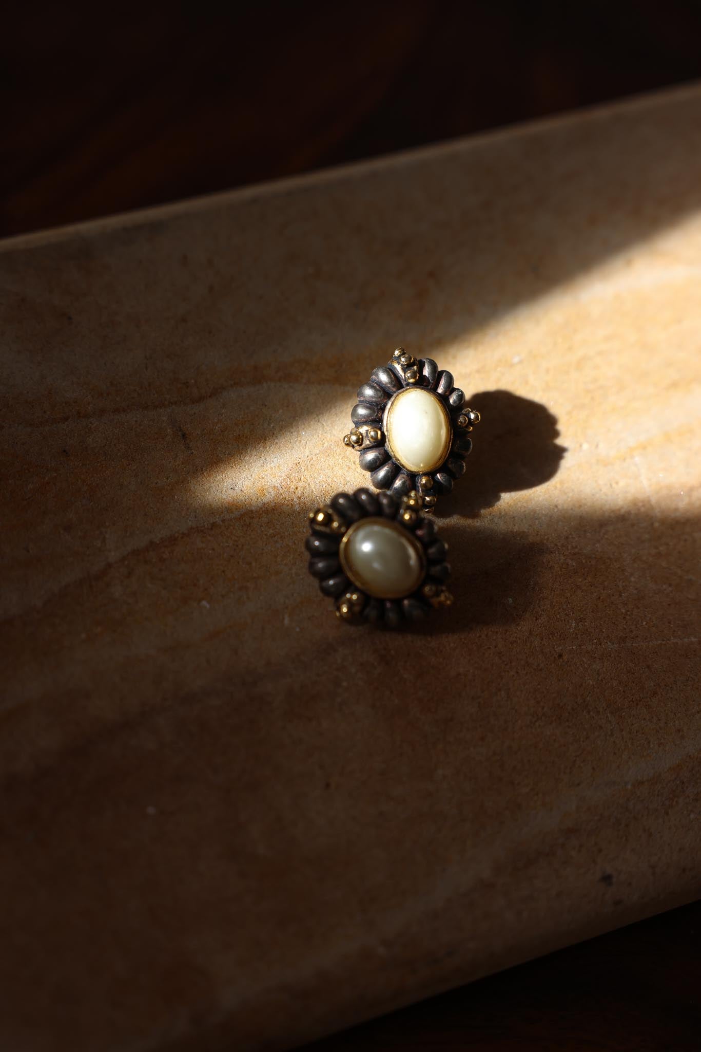 Vintage Two tone Pearls|Vintage Baazaar 