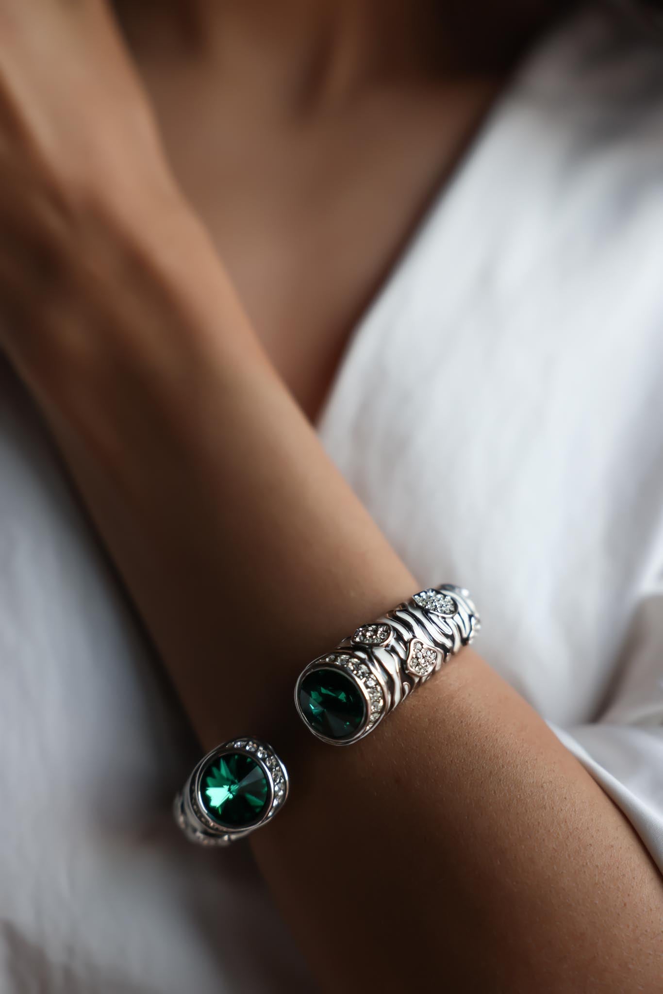 Zebra Elegance Rhinestone Bracelet|Vintage Baazaar 