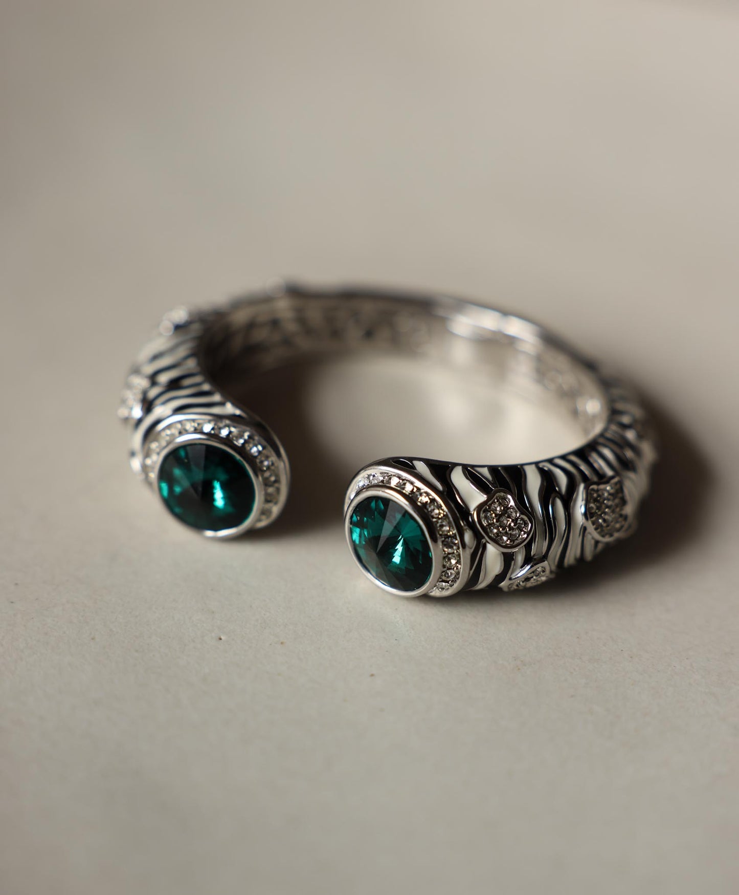 Zebra Elegance Rhinestone Bracelet|Vintage Baazaar 